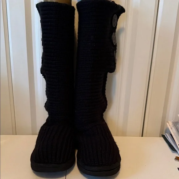 UGG - Classic Candy II Black Knit Button Boots (sz 8) - Picture 4 of 6